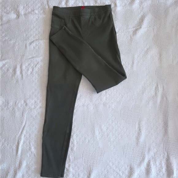 LIKE NEW SPANX Jean-ish Ankle Leggings In Olive/Army Green Size Small - Picture 1 of 8